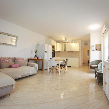Apartamento Playa Blanca Eksteriør billede